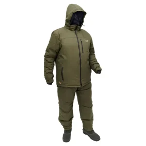 Markenprodukt DAIWA Carp Winteranzug XL olivgrün Jacke mit Latzhose